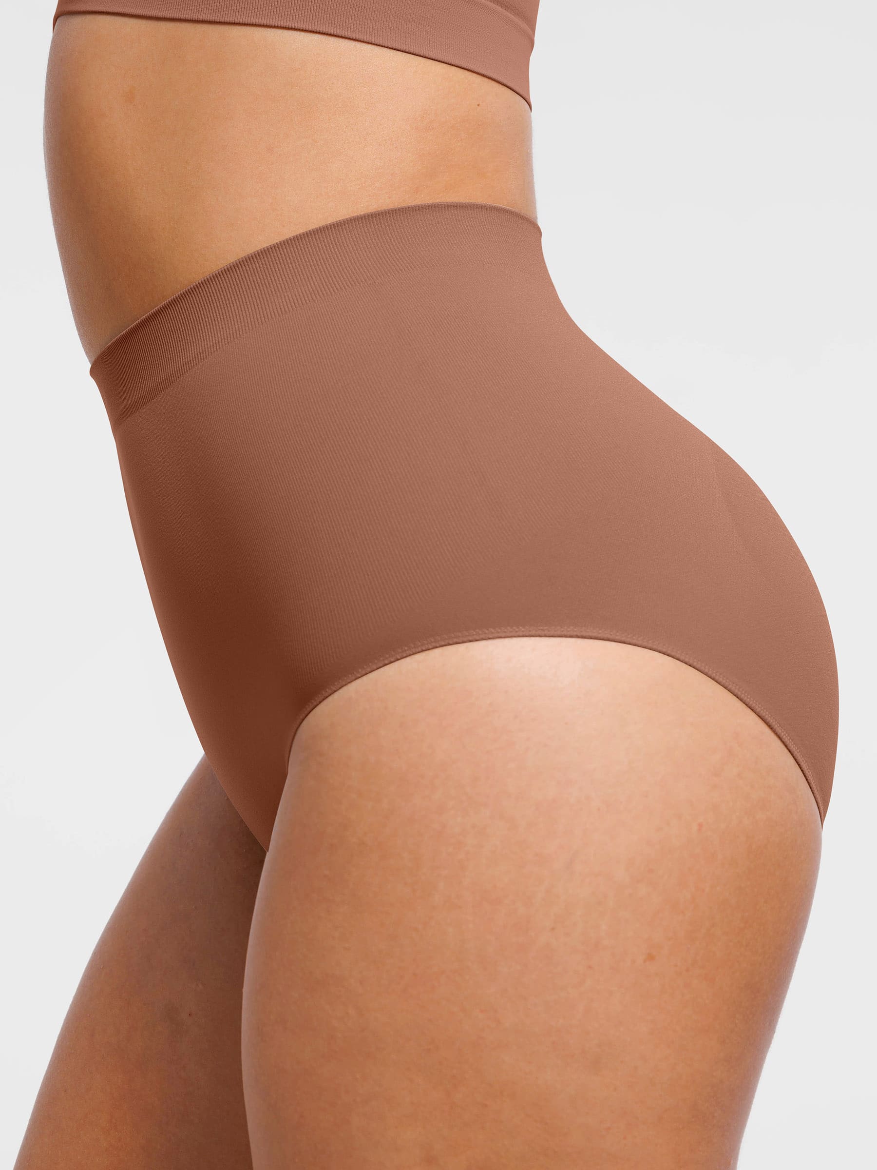 Shapevive Seamless High-Waist Tummy Control Antibacterial Peach Hip Brief