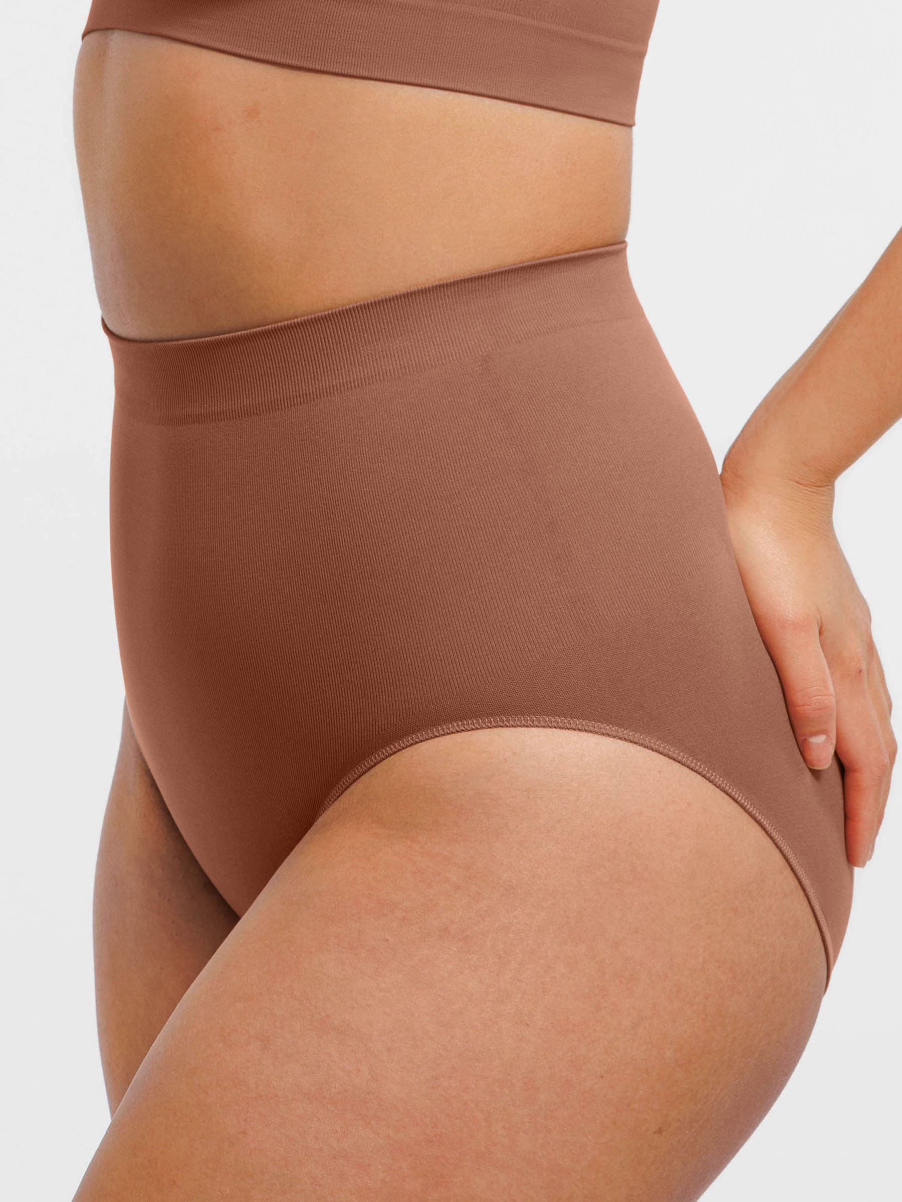 Shapevive Seamless High-Waist Tummy Control Antibacterial Peach Hip Brief