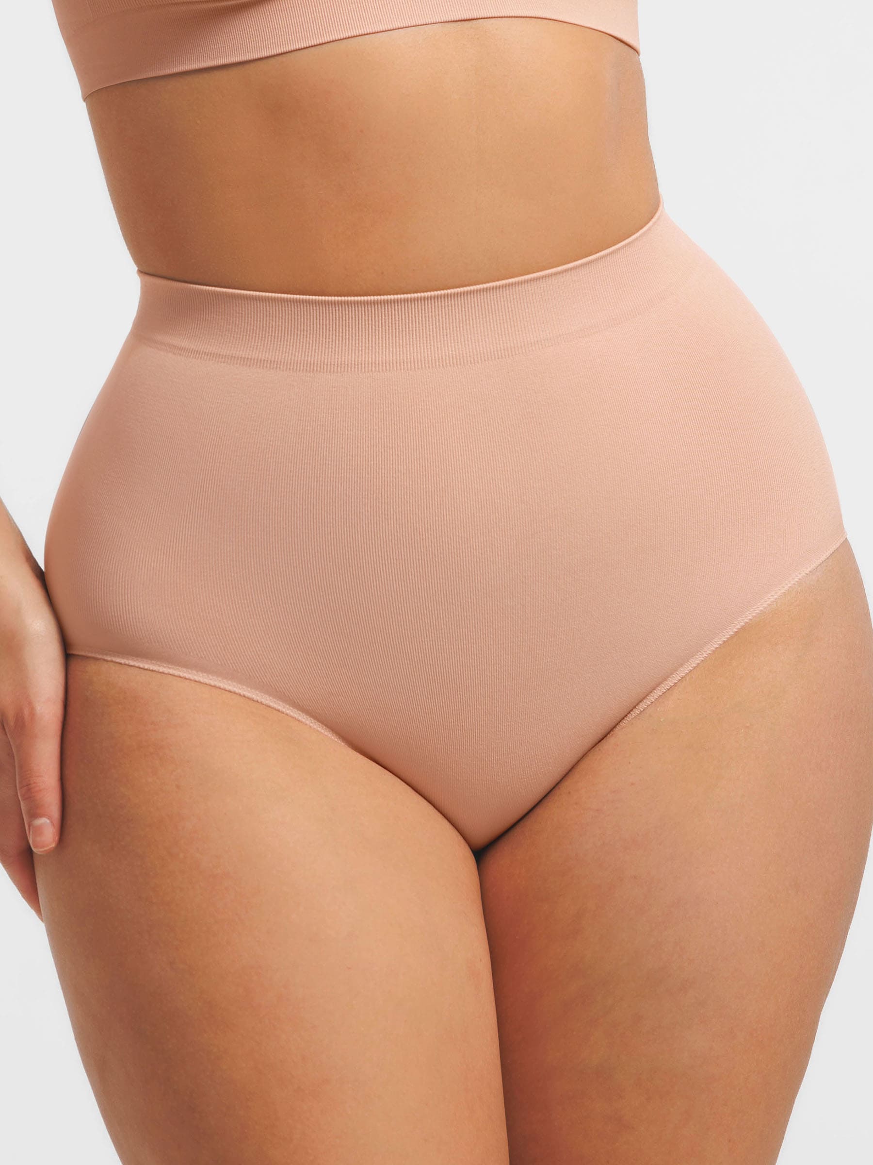 Shapevive Seamless High-Waist Tummy Control Antibacterial Peach Hip Brief