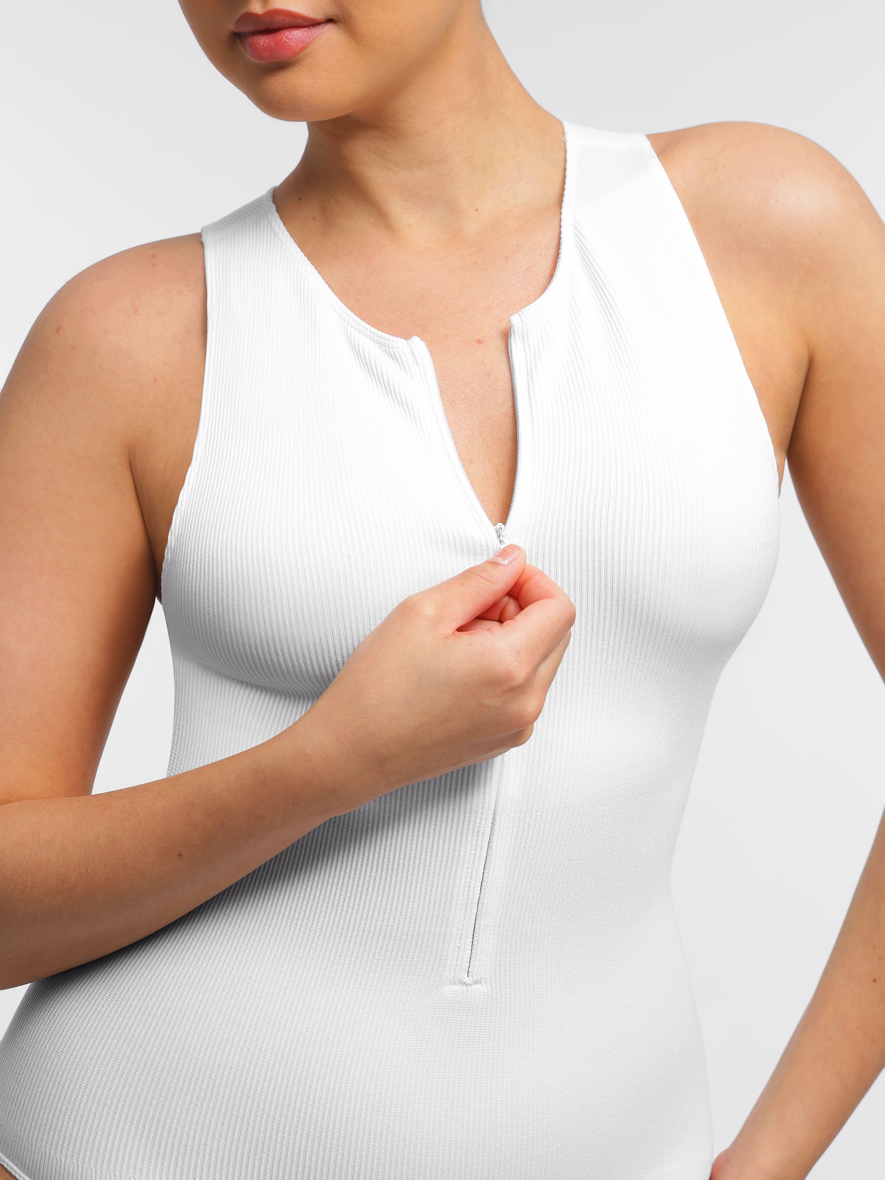 Shapevive Seamless Tummy Control Invisible Zipper Shaping Bodysuit